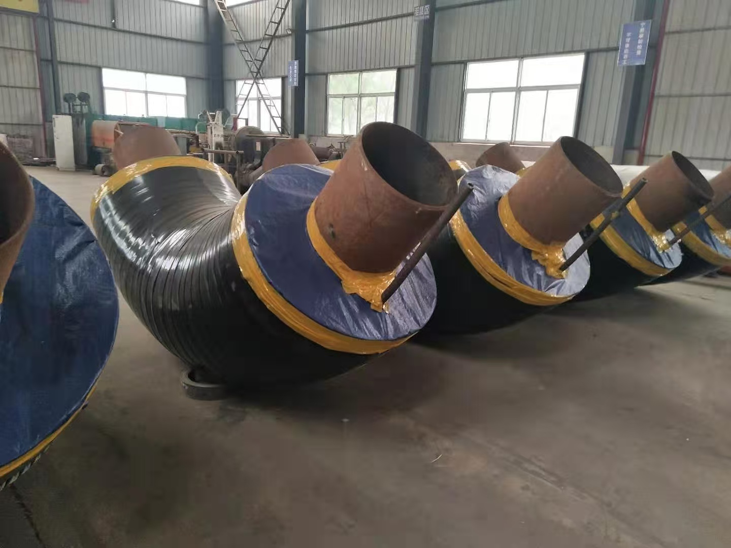 钢套钢蒸汽排潮保温弯头